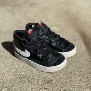 Kids Nike blazers ‘77 sz 9c